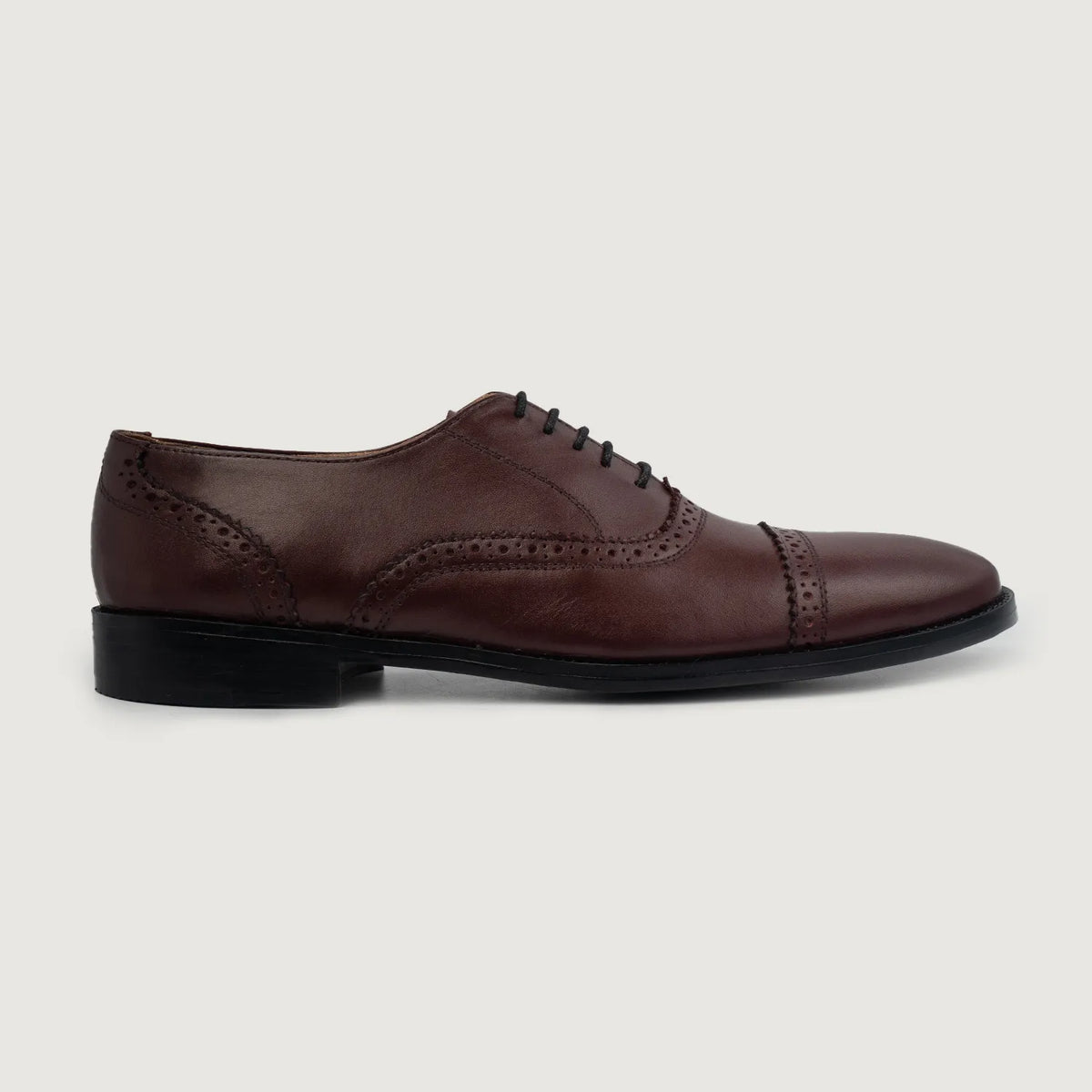 Maroon Full-Grain leather Shoes - Construcción cosida Goodyear y puntera delantera