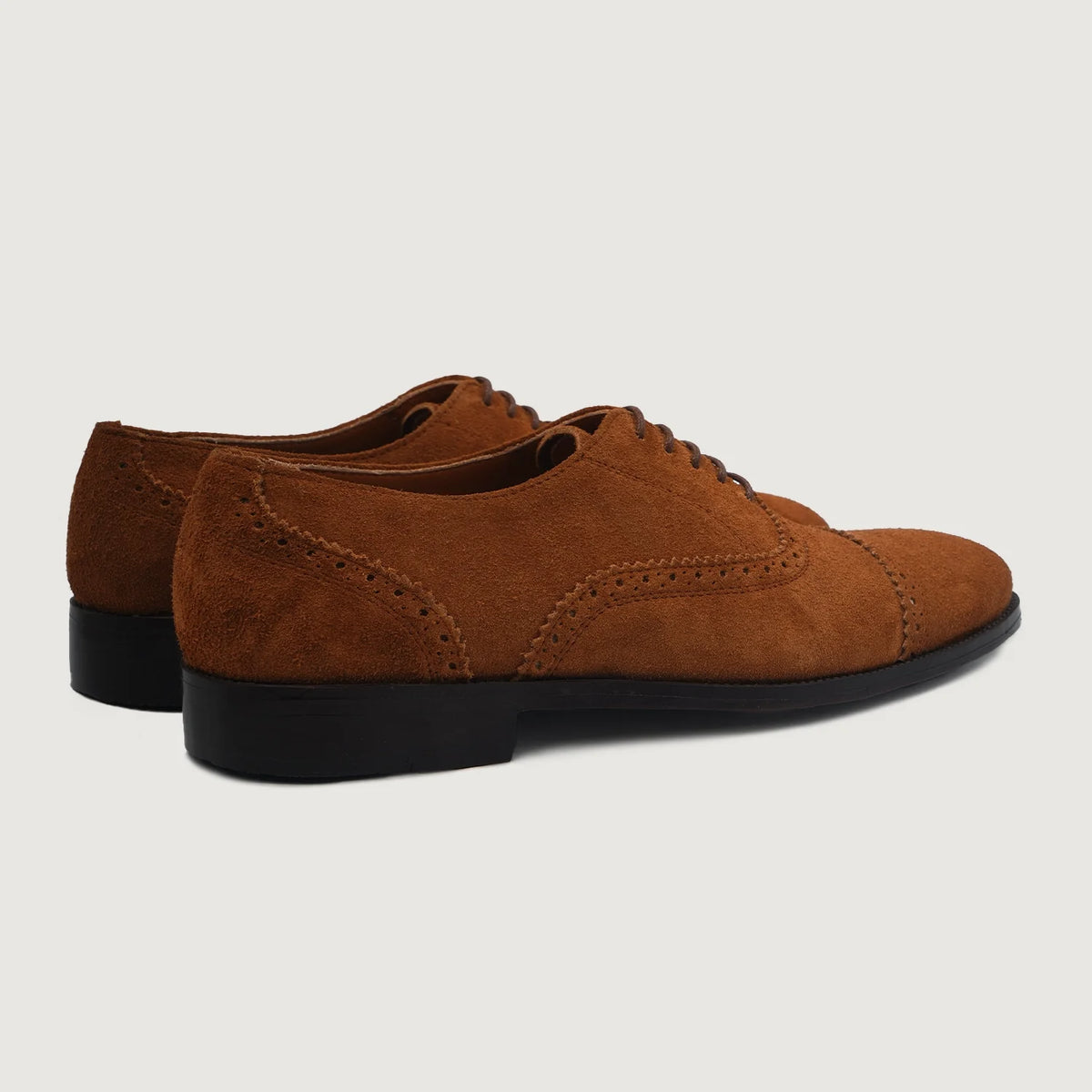 High-Traction Rubber Outsole & Lug Tread Pattern on Grisson Brogues Oxford Marrón Suede Zapatos de cuero para Hombre For Men