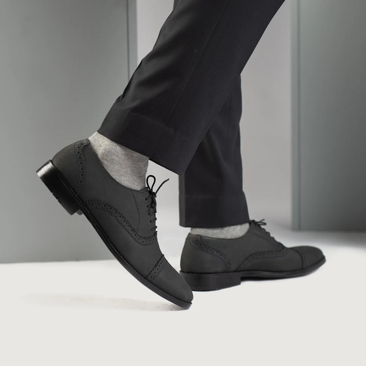 Top-Down Perspective Showing Lacing System & Tongue Craftsmanship