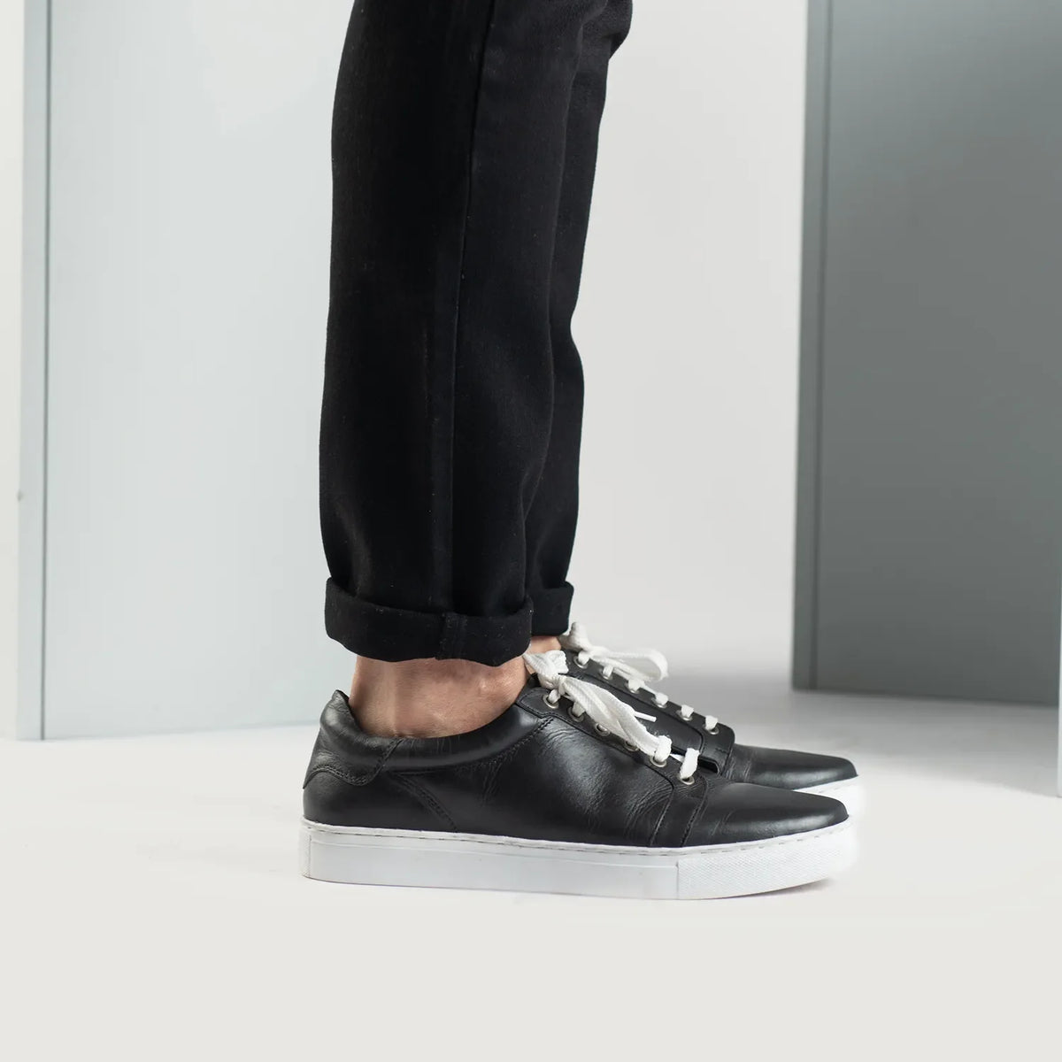 Orlaven Carter Runn Negro Zapatillas de cuero para Hombre footwear image 9