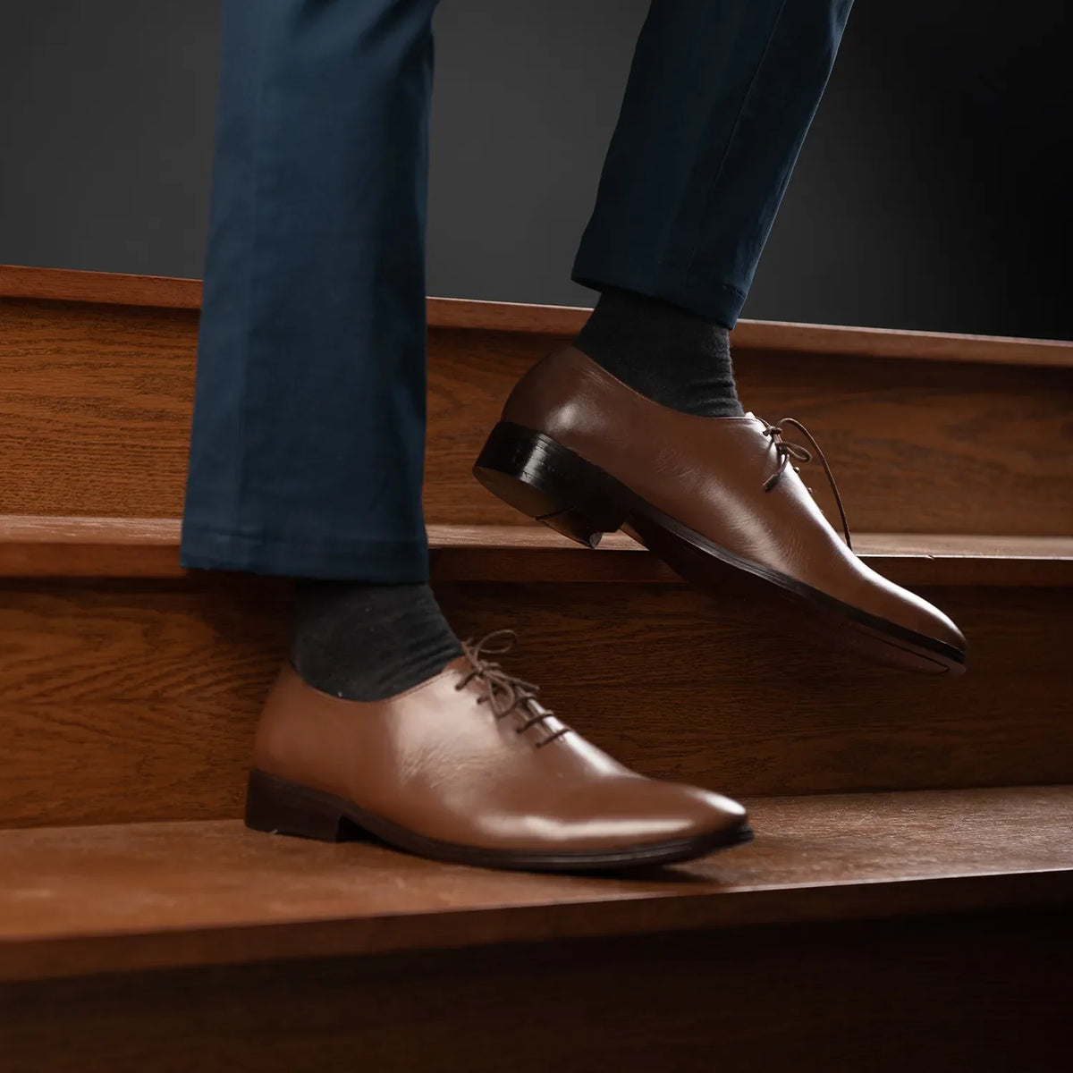Orlaven Director Wholecut Tostado Zapatos de cuero para Hombre footwear image 9