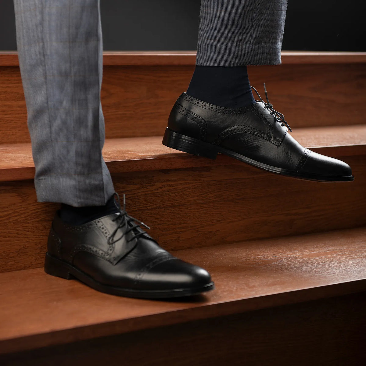 Orlaven Dirk Brogues Zapatos Derby de cuero negro para Hombre footwear image 9