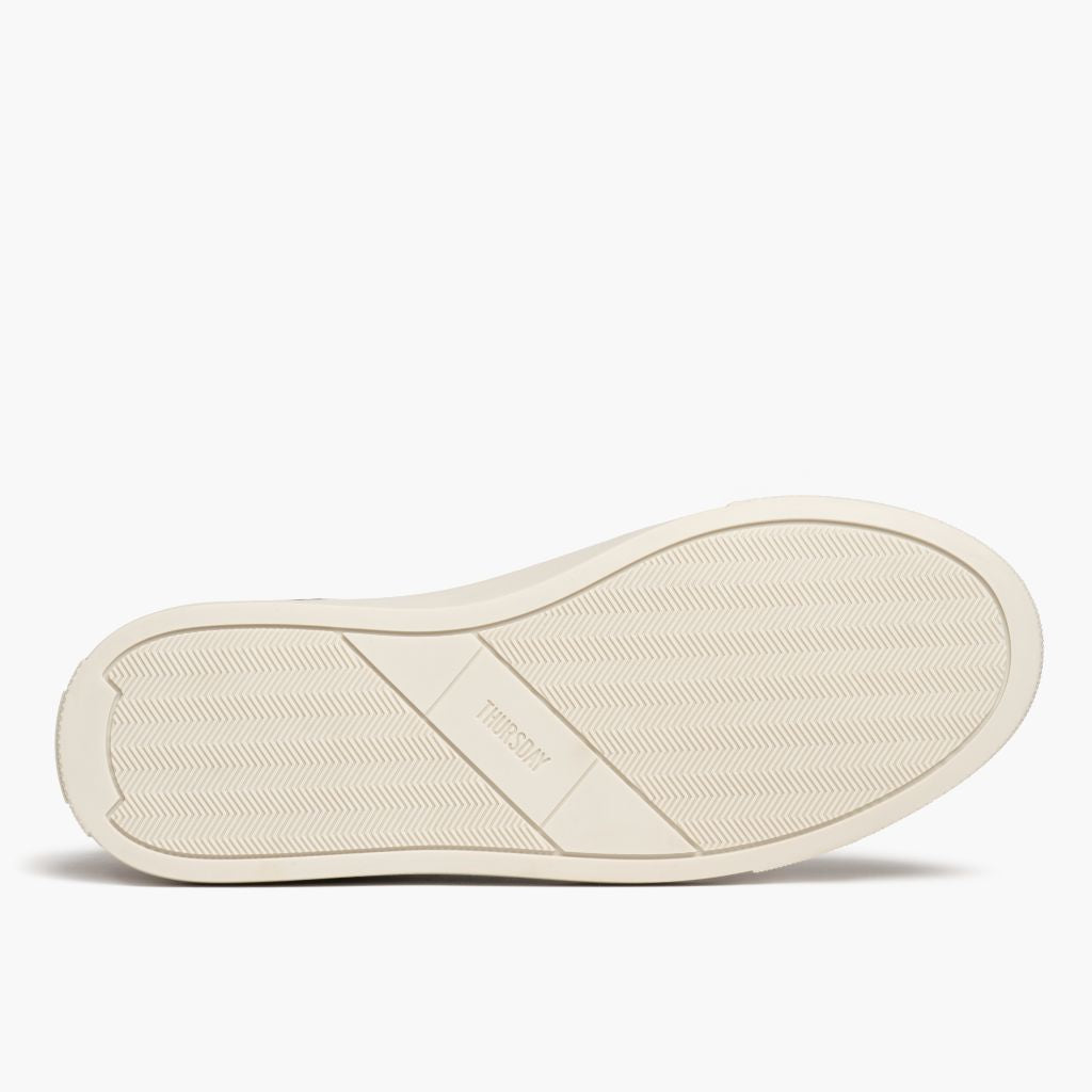 High-Traction Rubber Outsole & Lug Tread Pattern on Court Toffee x Off-Blanco Zapatillas de cuero para Hombre