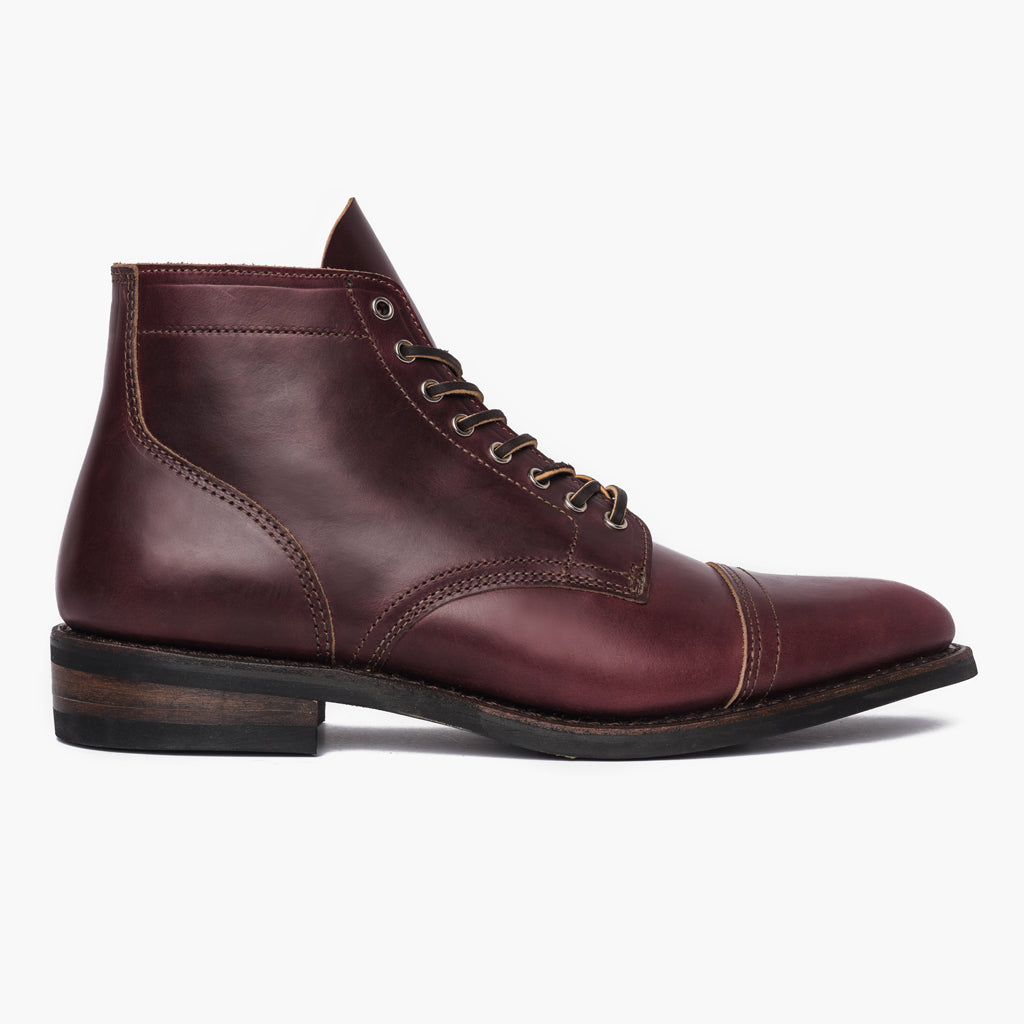 Classic Full-Grain leather Boots - Construcción cosida Goodyear y puntera delantera