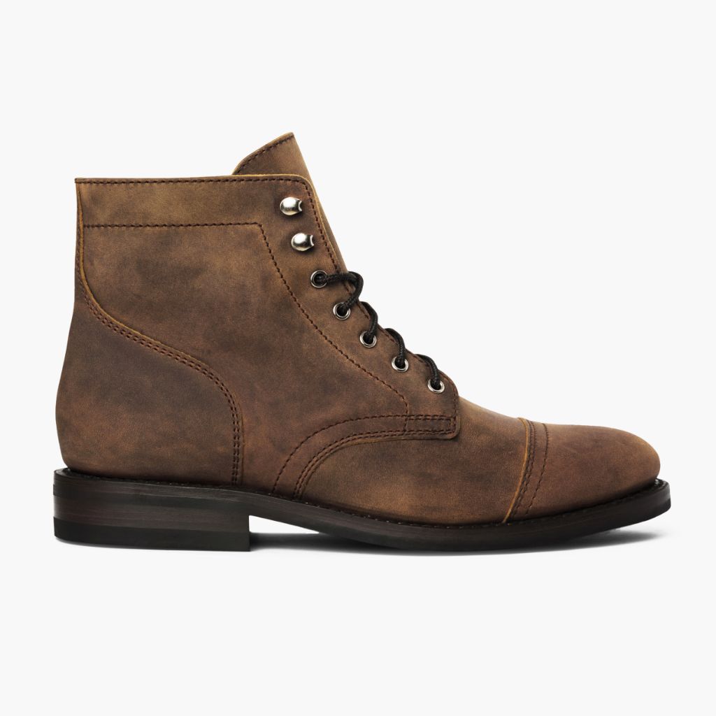 Classic Full-Grain leather Boots - Construcción cosida Goodyear y puntera delantera