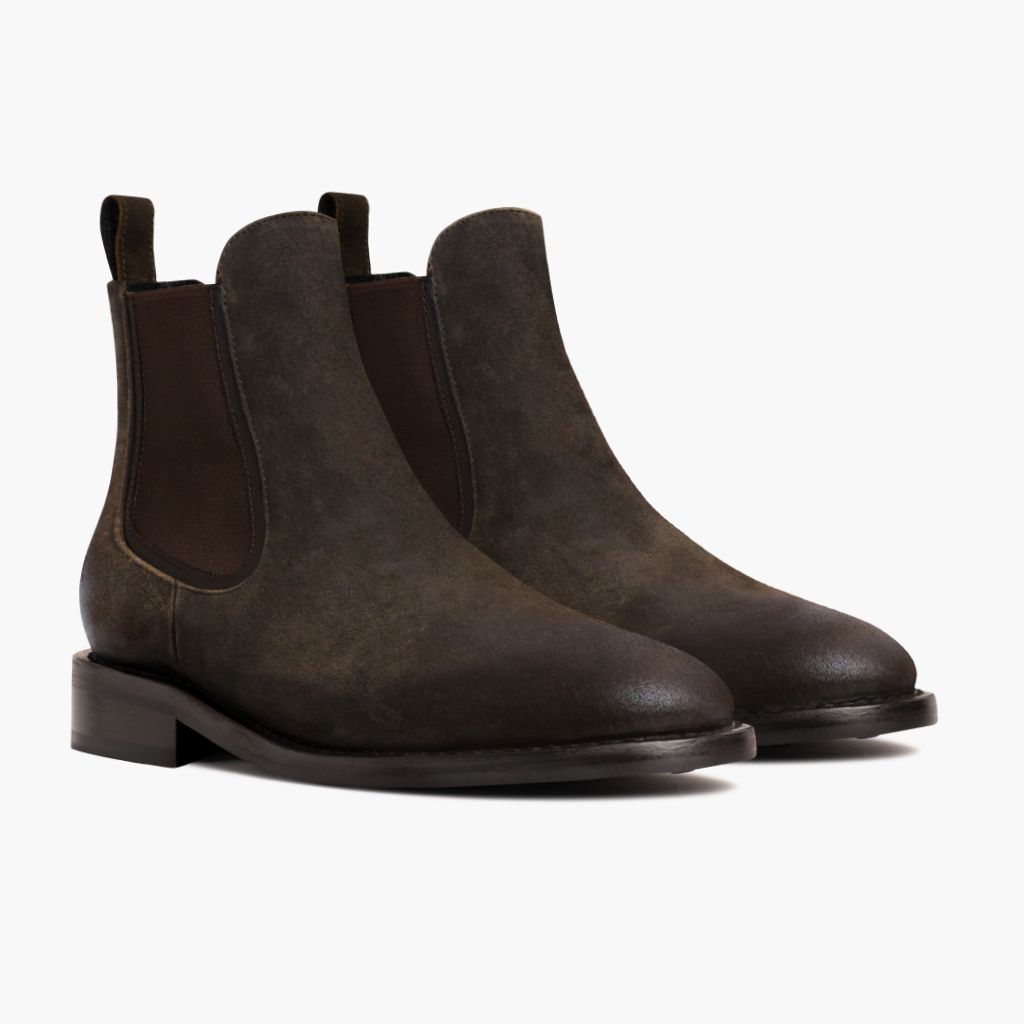 Duke Verde Oliva Oscuro Suede Botas de cuero para Hombre in Olive Goatskin Suede - Vista de perfil | Comprar online