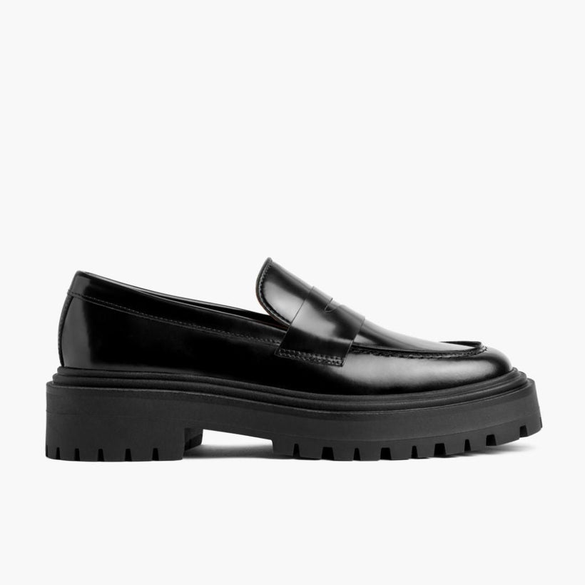 Black Full-Grain leather Loafers - Goodyear Welt Construction & Front Toe Box Detail