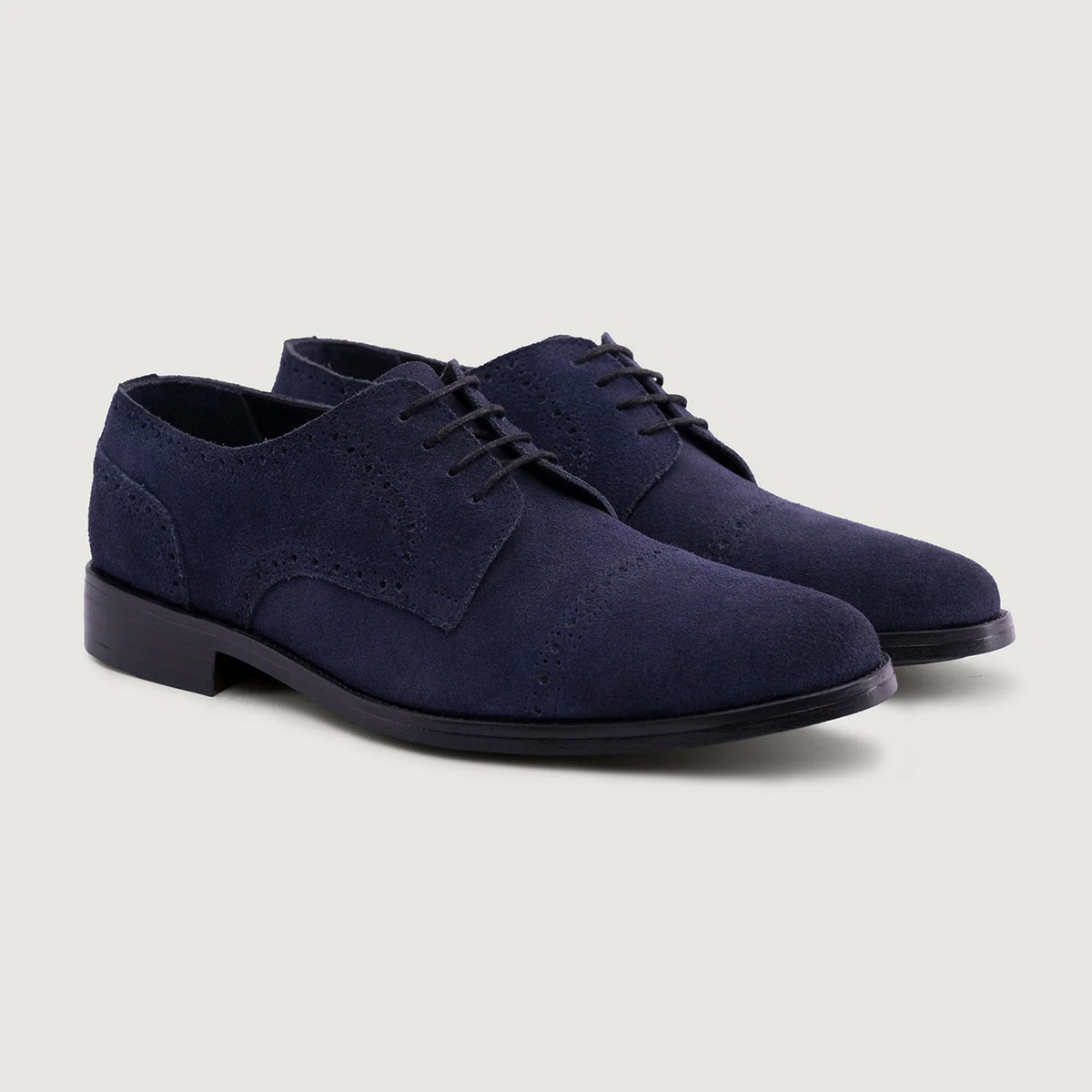 Dirk Brogues Derby Azul Suede Zapatos de cuero - StudGuard para Hombre in Blue Goatskin Suede - Vista de perfil | Comprar online