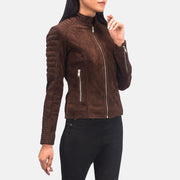 
Adalyn Acolchado Moca Suede Chaqueta Biker de Cuero para Mujer - Vista lateral mostrando el corte ergonómico de mangas