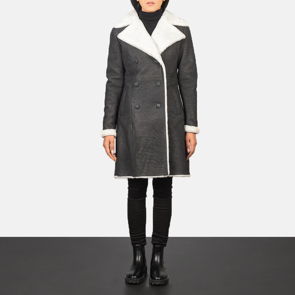 Women's Amie Black Double Breasted Shearling Coat in Black Sheepskin Snuffed - Vista frontal y silueta a medida | Comprar online