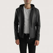Men's Andy Matte Negro Hooded Chaqueta de Cuero para Hombre - Vista de perfil lateral con corte ergonómico de manga