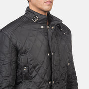 Vista interior Showing Quilted Polyester Lining &amp; Dos bolsillos interiores