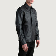 Black Sheepskin leather Jacket - Vista trasera con ajuste entallado en hombros y bajo impecable