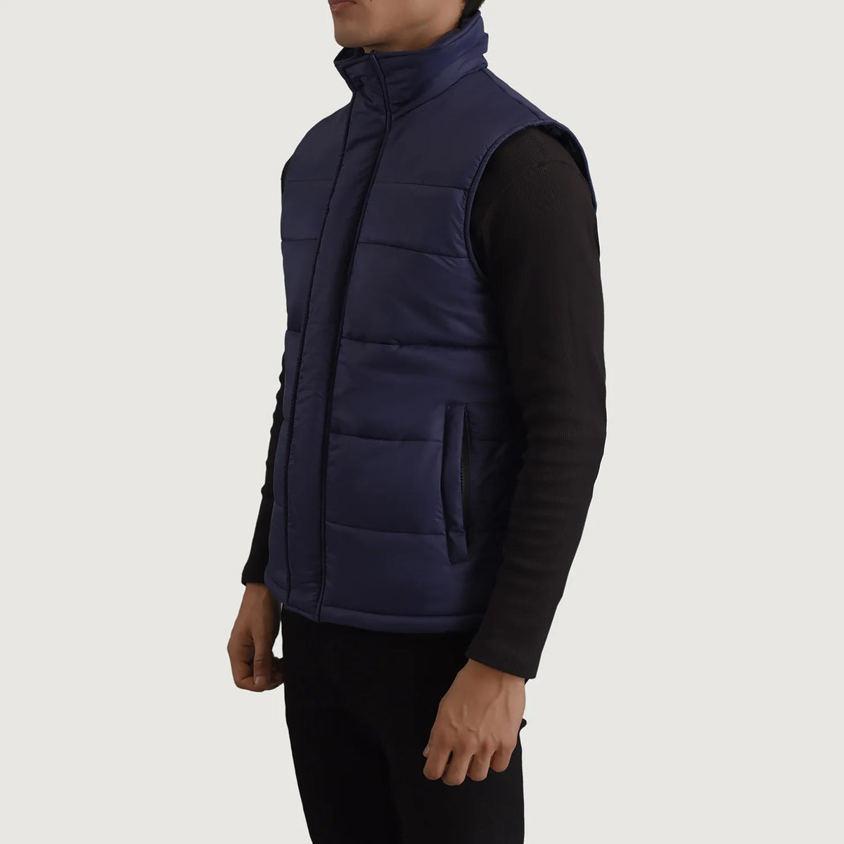 
Blue Full-Grain leather Vest - Vista posterior con hombros definidos y bajo impecable