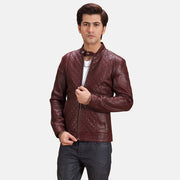 Burgunn Dee Granate Chaqueta Biker de Cuero para Hombre in Maroon Sheepskin Leather - Vista frontal y silueta a medida | Comprar online