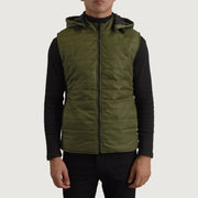 
Vista de detalle of Classic Collar & Zipper Hardware on Carlo Verde Chaleco acolchado con capucha para Hombre