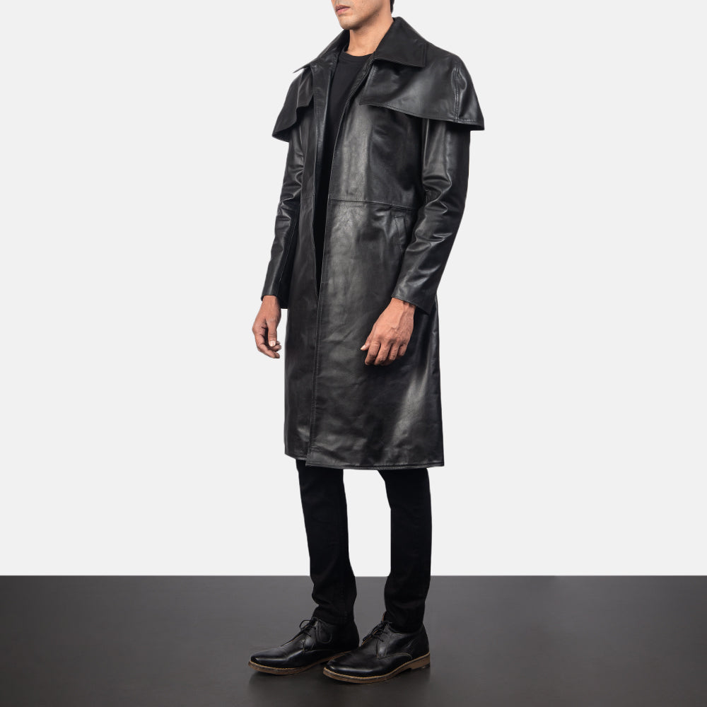 Black Cowhide Leather Trench Coat - Vista trasera con ajuste entallado en hombros y bajo impecable