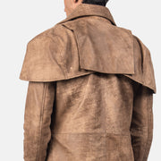 Detalle de cerca of Classic Collar &amp; Heavy-Duty Zipper Hardware on Men's Classic Marrón Leather Duster para Hombre
