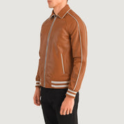 Tan Brown Sheepskin Leather Varsity Jacket - Vista trasera con ajuste entallado en hombros y bajo impecable