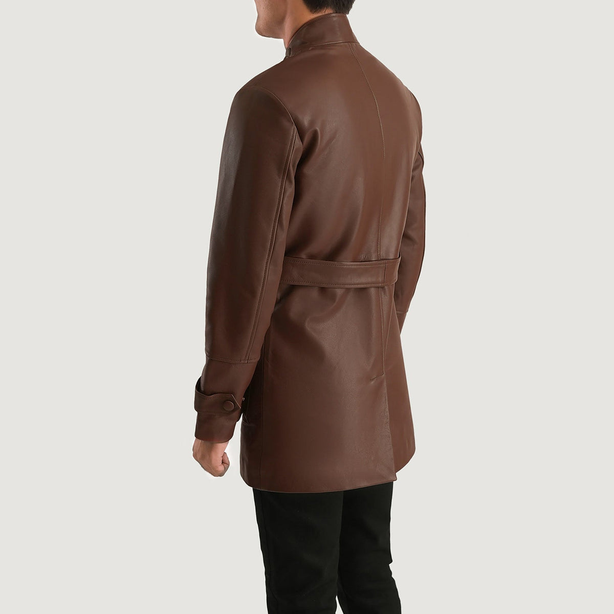 
Vista de detalle of High neck with Belt & Snap button Hardware on Dolf Marrón Chaqueta de Cuero para Hombre