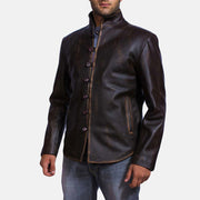 
Distressed Brown Goatskin Leather Biker Jacket - Vista posterior con hombros definidos y bajo impecable