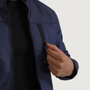 Vista interior Showing Quilted Viscose Lining &amp; Dos bolsillos interiores