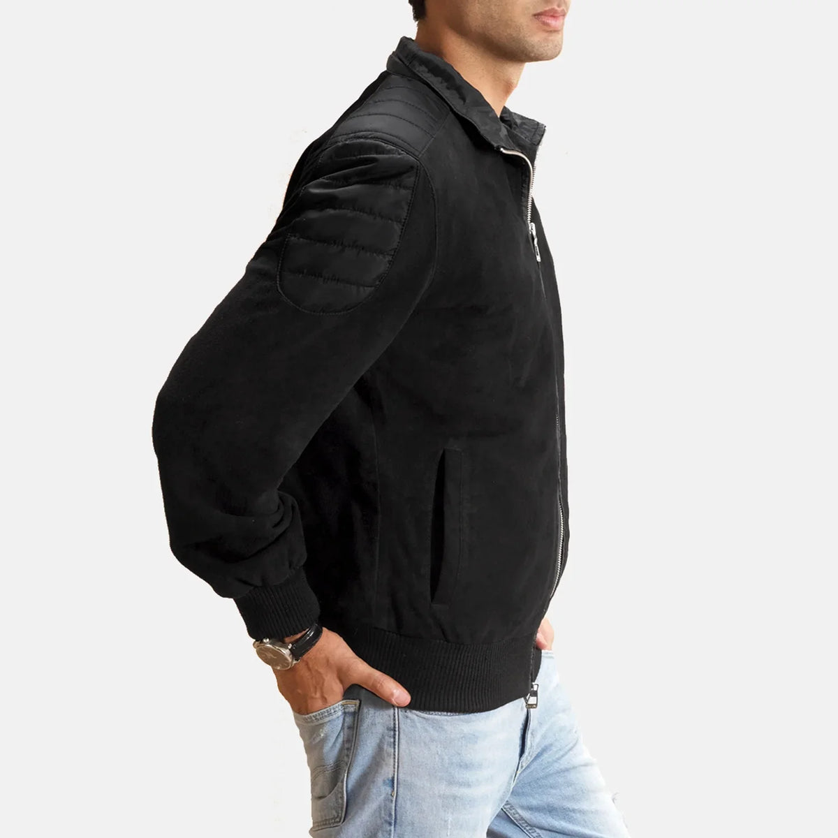 Black Goatskin Suede Bomber Jacket - Vista trasera con ajuste entallado en hombros y bajo impecable