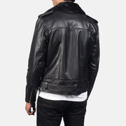 Detalle de cerca of Notch with Removable Fur &amp; Zipper with Waist belt Hardware on Men's Furton Black Leather Biker Jacket