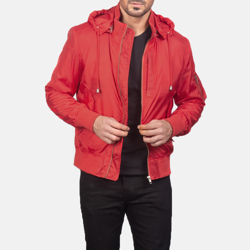 Hanklin Ma-1 Red Hooded Bomber Jacket in Red Nylon - Vista frontal y silueta entallada | Comprar online