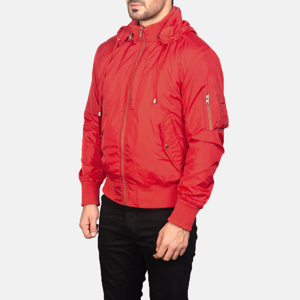 Red Nylon Bomber Jacket - Vista posterior con hombros definidos y bajo impecable
