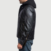 Detalle de cerca of Band with snap button &amp; Zipper Hardware on Men's Highschool Black Leather Jacket
