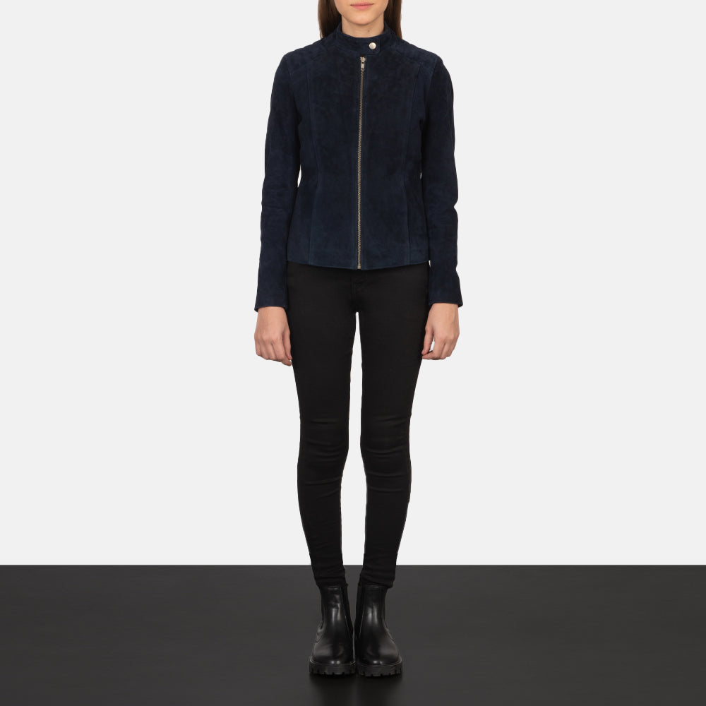 Women's Kelsee Navy Blue Suede Biker Jacket - Vista de perfil lateral con corte ergonómico de manga