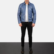 Detalle de cerca of Shirt &amp; Zipper with button flap at the bottom Hardware on Men's Lavendard Brown Leather Biker Jacket