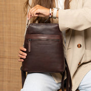 Linford Full-Grain Leather Backpack para Mujer – Vista alternativa del producto 3