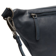 Vista interior Showing Dedicated Padded Laptop Sleeve &amp; Multi-Compartment Organization