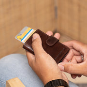 Prague Full-Grain Leather Card Holder para Mujer – Vista alternativa del producto 2