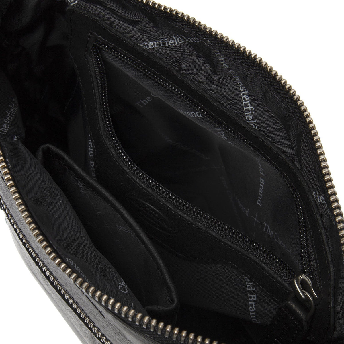 
Classic 100% Full-Grain leather Bag - Perspectiva trasera con correas de cuero reforzadas