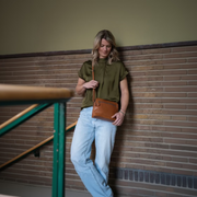 Nebraska Full-Grain Leather Crossbody Bag para Mujer – Vista alternativa del producto 3