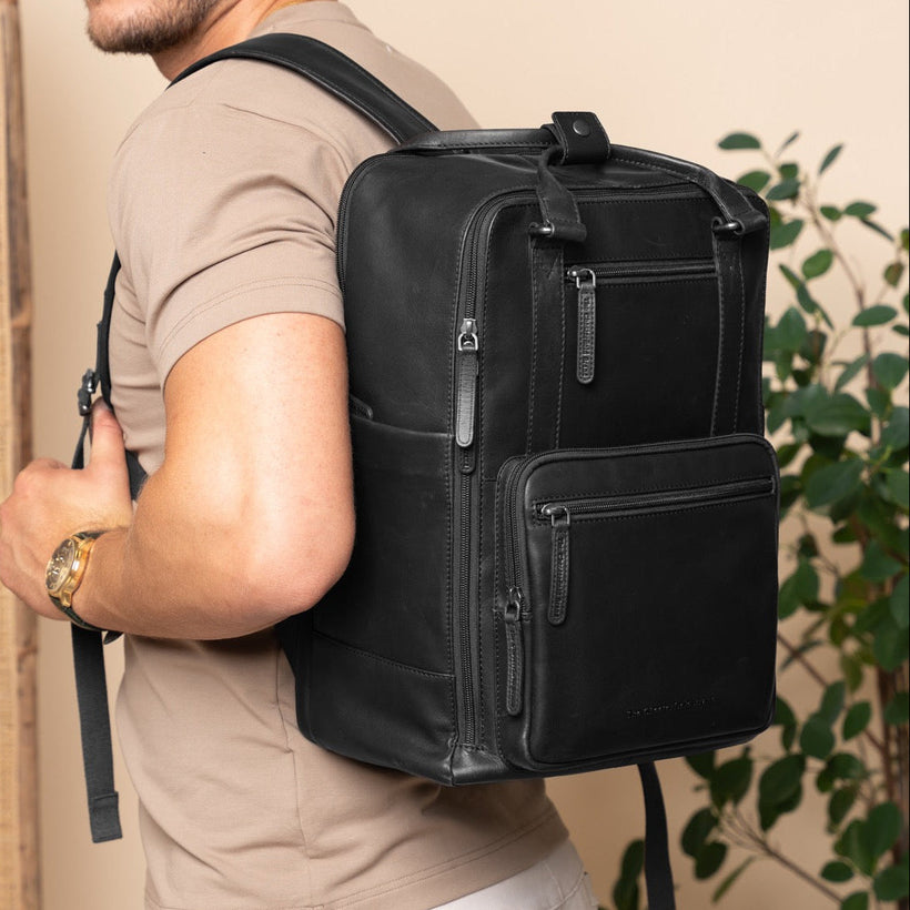 Calden Full-Grain Leather Laptop Backpack para Mujer