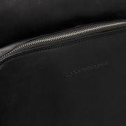 Vista interior Showing Dedicated Padded Laptop Sleeve &amp; Multi-Compartment Organization