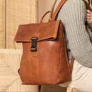 
Savona Mochila de cuero flor para portátil – alternate product view 2