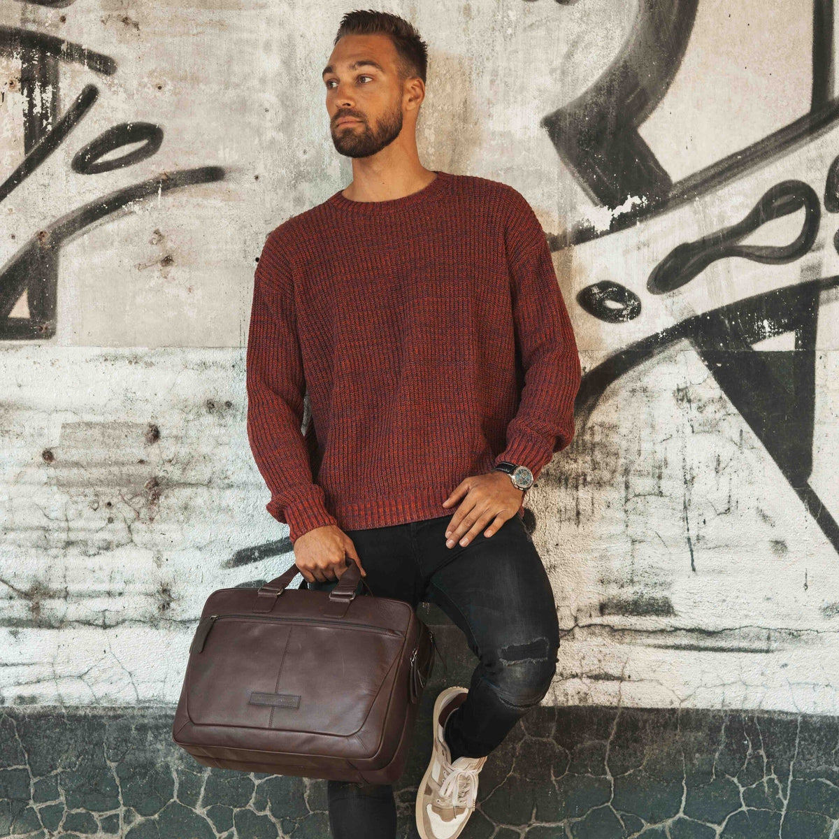 Seth Full-Grain Leather Laptop Bag para Hombre – Vista alternativa del producto 3