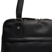 
Classic 100% Full-Grain leather Bag - Perspectiva trasera con correas de cuero reforzadas