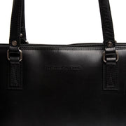 
Classic 100% Full-Grain leather Bag - Perspectiva trasera con correas de cuero reforzadas