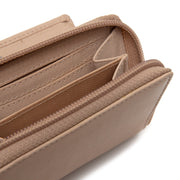 Solid Antique Brass Hardware &amp; Heavy-Duty Dual Zipper Detail on Floren Full-Grain Cartera de Cuero para Mujer