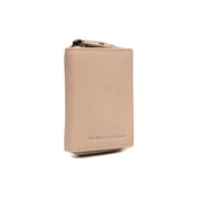 Floren Full-Grain Cartera de Cuero para Mujer in Classic 100% Full-Grain Leather - Full Exterior Front Profile View | Comprar online