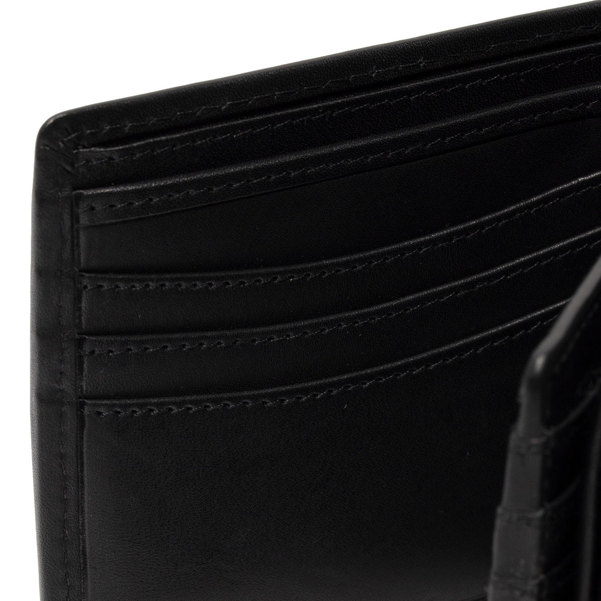 Vista interior Showing Dedicated Padded Laptop Sleeve &amp; Multi-Compartment Organization