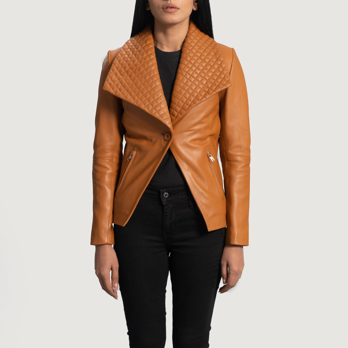 Women's Lee Tostado Marrón Blazer de Cuero de Cuero para Mujer in Tan Brown Sheepskin Leather - Vista frontal y silueta a medida | Comprar online