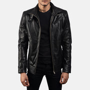 
Legacy Negro Chaqueta Biker de Cuero para Hombre in Black Cowhide Leather - Vista frontal y silueta entallada | Comprar online