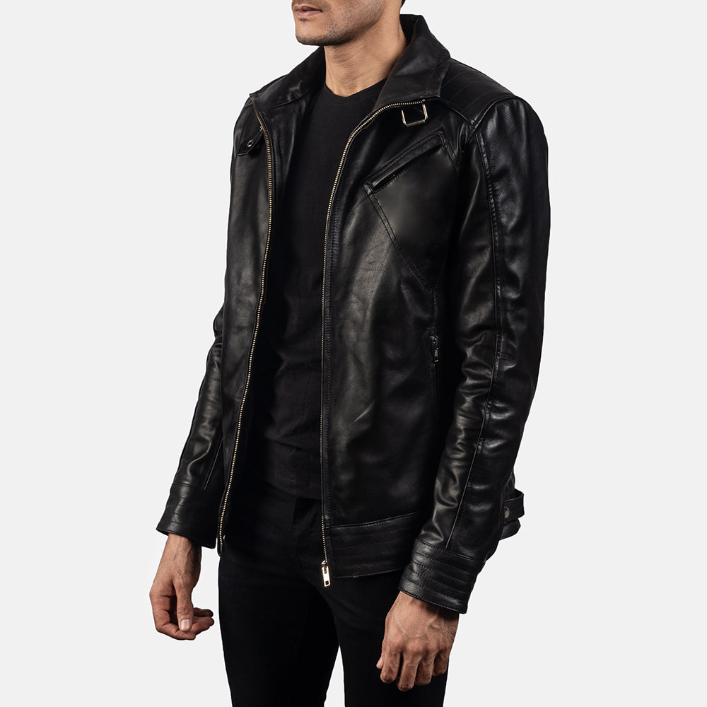 
Black Cowhide Leather Biker Jacket - Vista posterior con hombros definidos y bajo impecable